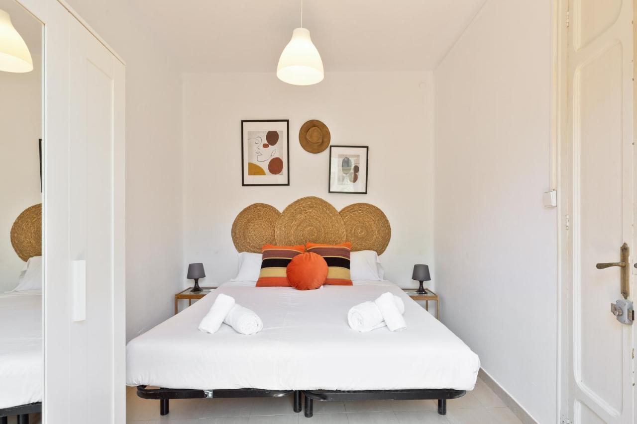 Stay U-Nique Apartments Mistral Барселона Екстериор снимка
