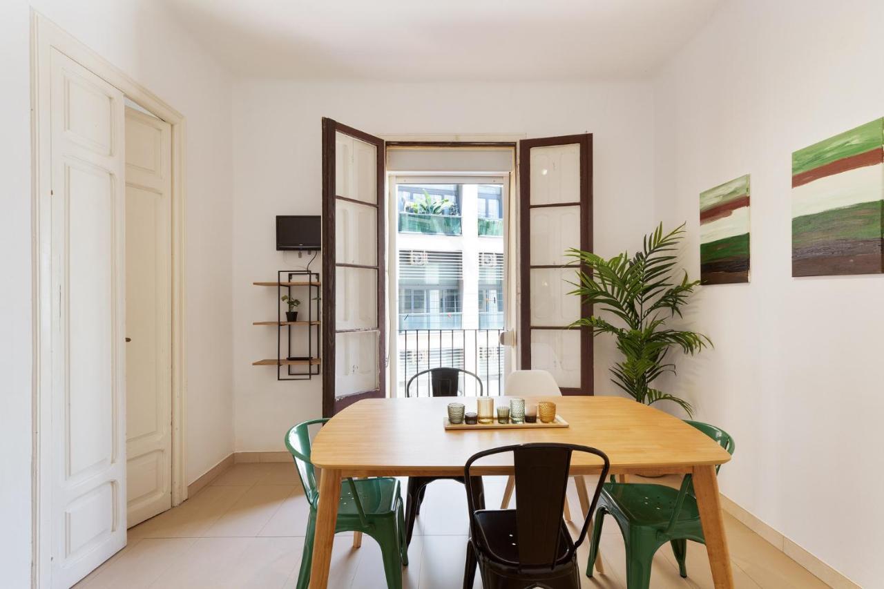 Stay U-Nique Apartments Mistral Барселона Екстериор снимка