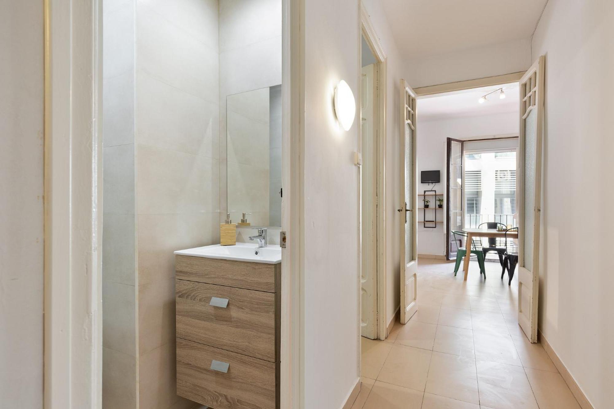 Stay U-Nique Apartments Mistral Барселона Екстериор снимка